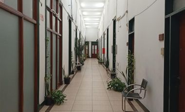 Venta Oficina Comercial Sobre Peatonal Córdoba Bajas Expensas. Centro