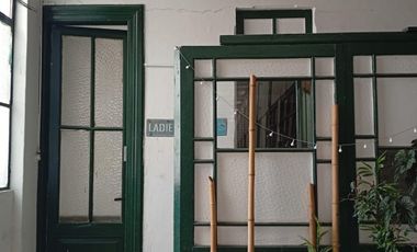 Venta Oficina Comercial Sobre Peatonal Córdoba Bajas Expensas. Centro