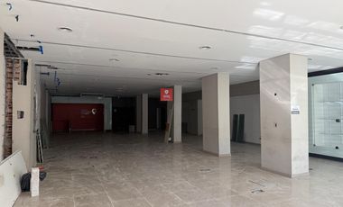 Local en alquiler en Cabildo y Juramento