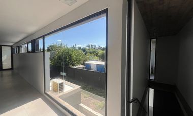 OFICINA en ALQUILER/VENTA a estrenar - 485(MITRE) e/ 137 y 138 - Entrega Inmediata