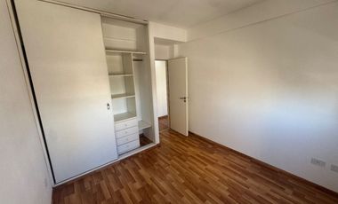 VENTA DEPARTAMENTO 3 AMBIENTES C/ COCHERA LANUS