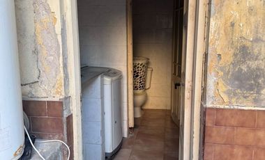 IMPORTANTE CASA EN VENTA - AV. MORENO (S) AL 700