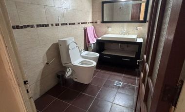 IMPORTANTE CASA EN VENTA - AV. MORENO (S) AL 700
