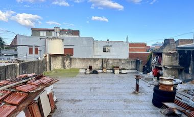 Chalet con garage, 2 dorm, baño, patio y terraza - Vta Dta - APTO CRÉDITO!!!
