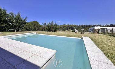 Casa en Alquiler con Pileta en Barrancas de San Benito