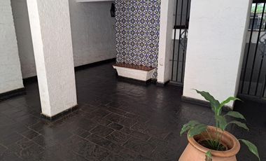 Departamento en Olivos-Vias/Maipu