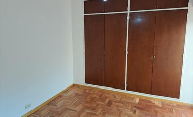 Departamento en Olivos-Vias/Maipu