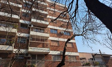 Departamento en Olivos-Vias/Maipu
