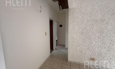 Departamento 3 ambientes con patio en 2 de Mayo al 4300 - Remedios de Escalada - Lanús