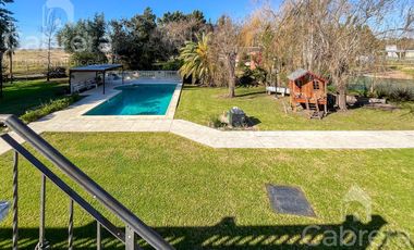 Venta de casa 4 dormitorios en Haras del Sur I, La Plata