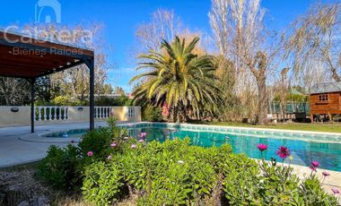 Venta de casa 4 dormitorios en Haras del Sur I, La Plata