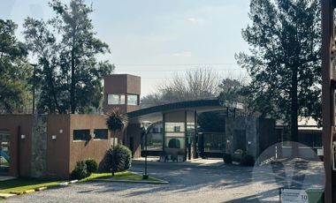 Cochera semicubierta en venta, Canning- Amaneceres Residence