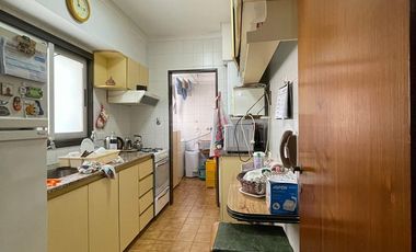 Departamento en  venta de 3 ambientes con balcón