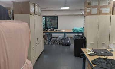 Alquiler de oficinas de 240 m2 en Beccar