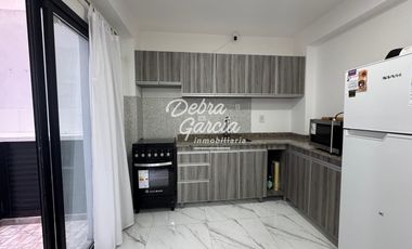 Departamento en Mar De Ajo, a media cuadra del centro y a media cuadra del mar.