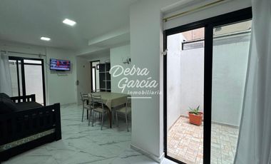 Departamento en Mar De Ajo, a media cuadra del centro y a media cuadra del mar.