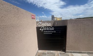 Departamento en Mar De Ajo, a media cuadra del centro y a media cuadra del mar.