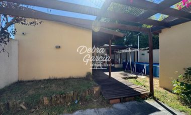 VENTA PH TODOS LOS SERVICIOS. QUINCHO. PATIO. COCHERA