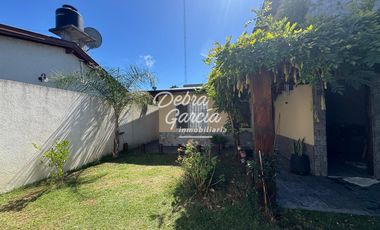 VENTA PH TODOS LOS SERVICIOS. QUINCHO. PATIO. COCHERA
