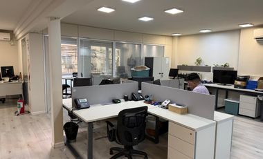 Oficina en Venta en Recoleta
