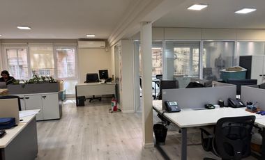 Oficina en Venta en Recoleta