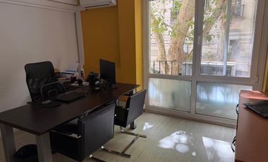 Oficina en Venta en Recoleta