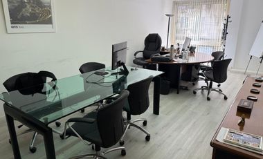 Oficina en Venta en Recoleta