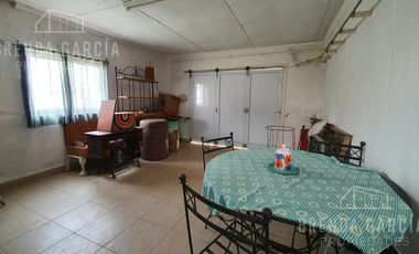 Casa Centrica En esquina - Villa San Jose