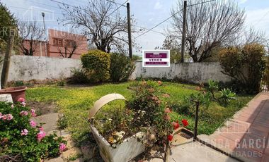 Casa Centrica En esquina - Villa San Jose