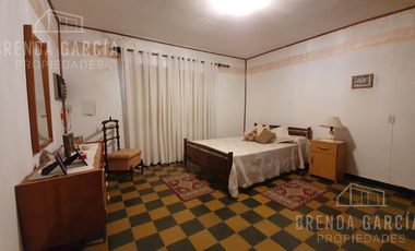 Casa Centrica En esquina - Villa San Jose