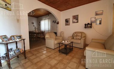 Casa Centrica En esquina - Villa San Jose