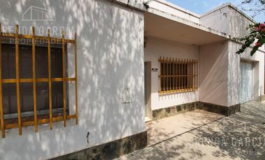 Casa Centrica En esquina - Villa San Jose