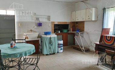Casa Centrica En esquina - Villa San Jose