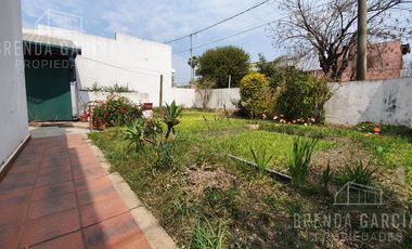 Casa Centrica En esquina - Villa San Jose
