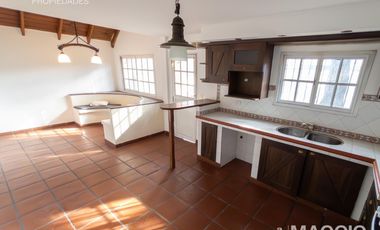 Casa P.H Venta en Villa Luzuriaga