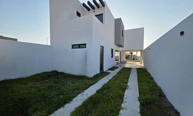 Casa en Venta Doble fachada Lomas de la Rioja