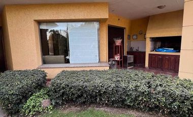 Venta Casa 3 dormitorios con jardín y pileta Pérez Santa Fe