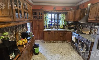 Venta PH 3 ambientes con patio en Villa Dominico