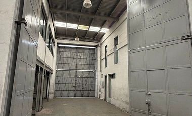 Renta Bodega o Nave en Industrial Vallejo