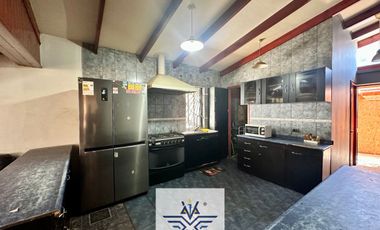 Se vende casa en Miraflores 3D 2B