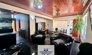 Se vende casa en Miraflores 3D 2B