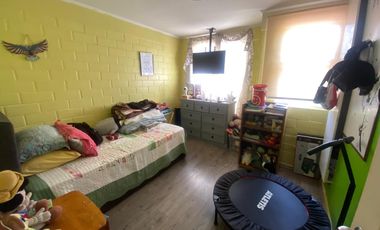 CASA DE ESQUINA 3D 2B EXCELENTE BARRIO EN PAINE