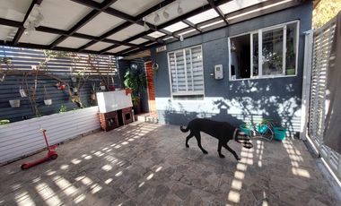 CASA DE ESQUINA 3D 2B EXCELENTE BARRIO EN PAINE
