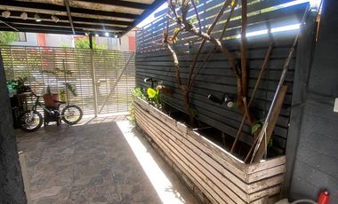 CASA DE ESQUINA 3D 2B EXCELENTE BARRIO EN PAINE