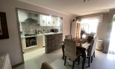 CASA DE ESQUINA 3D 2B EXCELENTE BARRIO EN PAINE