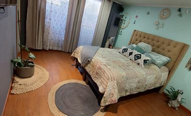 CASA DE ESQUINA 3D 2B EXCELENTE BARRIO EN PAINE