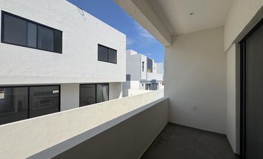 CASA NUEVA CON PANELES SOLARES EN VENTA EN PUNTA TIBURON
