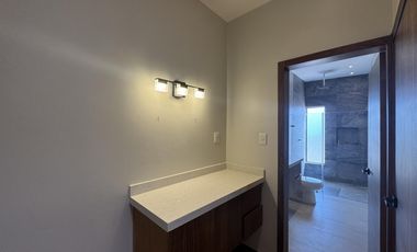 CASA NUEVA CON PANELES SOLARES EN VENTA EN PUNTA TIBURON