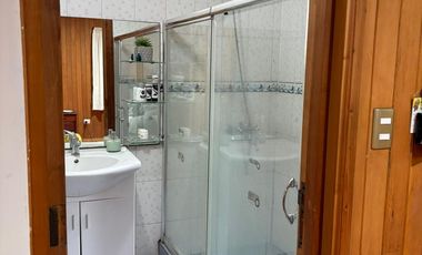 CASA MODERNA EN ENTORNO NATURAL