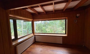 CASA MODERNA EN ENTORNO NATURAL